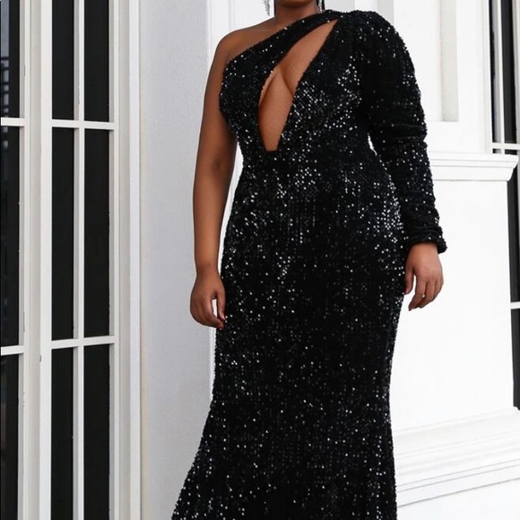 All black sequins (one shoulder) gown 2XL (16/18)
